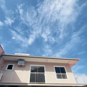 https://apartamento-praia-da-armao-do-pntano-do-sul.santa-catarina-brasil.com